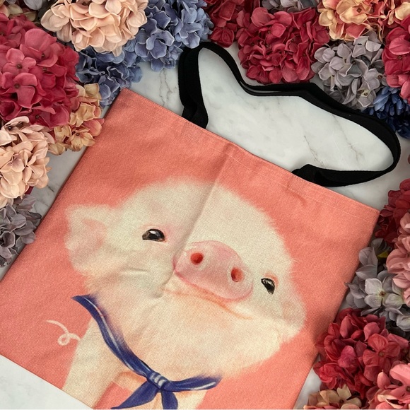 Eco-Friendly Wilbur the Pig Folding Tote Bag - Picture 4 of 13